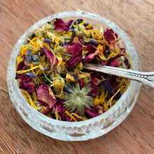 Load image into Gallery viewer, Glowing Goddess Bundle (receive a free tea infuser!) - Mind + Body Teas